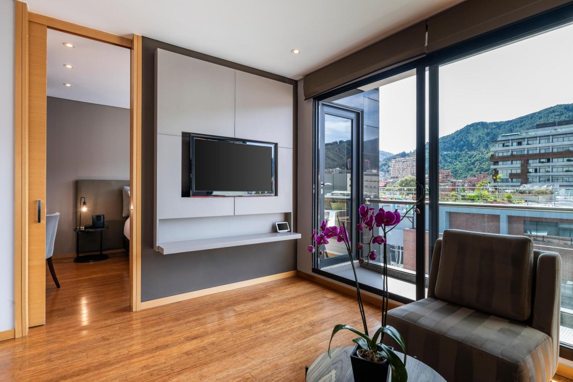 Hotel 93 Luxury Suites By Preferred Bogota Bagian luar foto